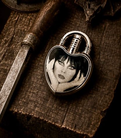 Lighter - Elvira Heart-Shaped Lighter Engraved Butane