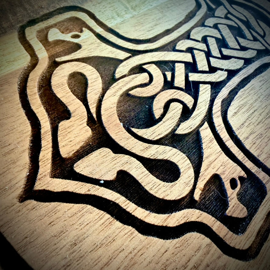 Charcuterie & Cutting Board - Mjölnir "The Hammer of Thor" engraved on beautiful Acacia
