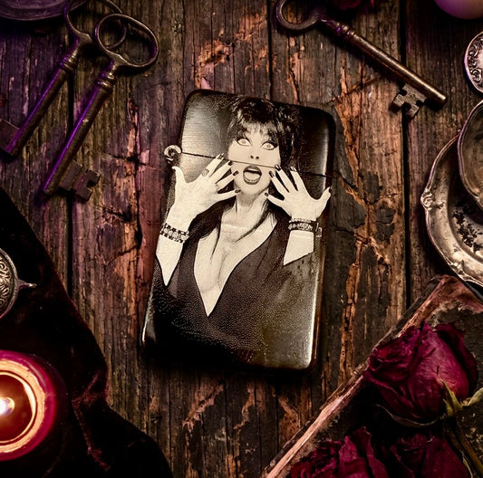 Lighter - Elvira Engraved Refillable Butane Mistress of the Dark