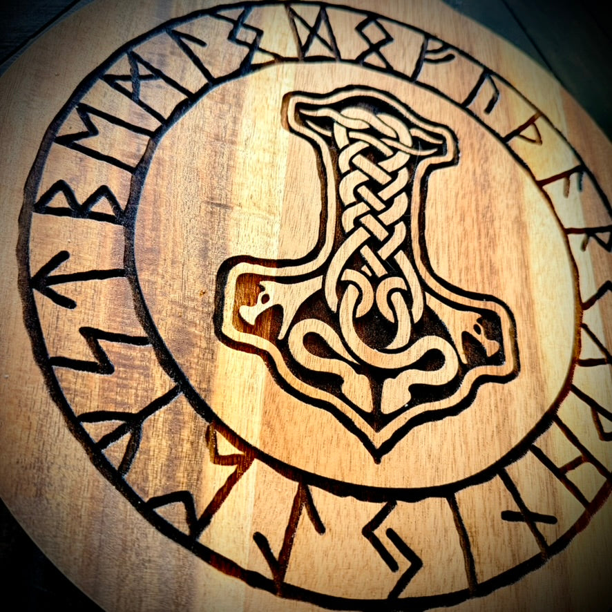 Charcuterie & Cutting Board - Mjölnir "The Hammer of Thor" engraved on beautiful Acacia