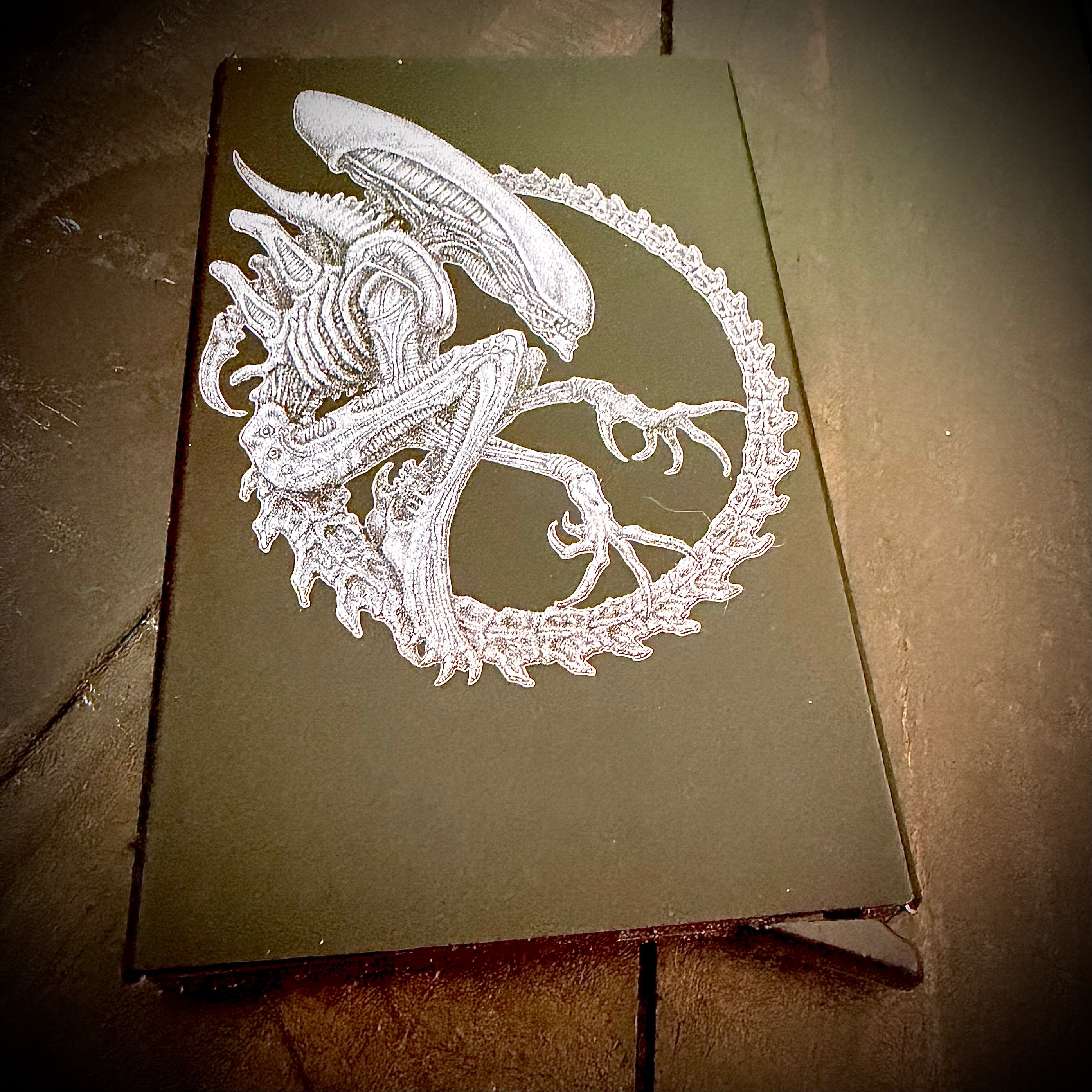 Wallet - Alien Xenomorph engraved metal card wallet – BlackSpotCreations