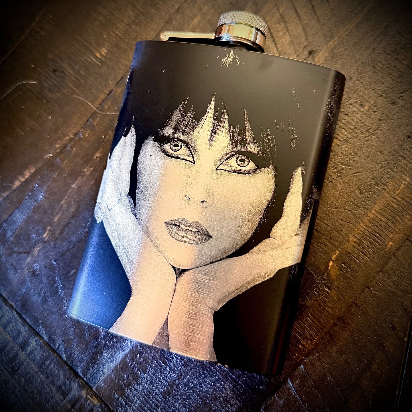 Flask - Elvira Eyes 8oz (includes funnel) Stainless Steel Mistress of the Dark