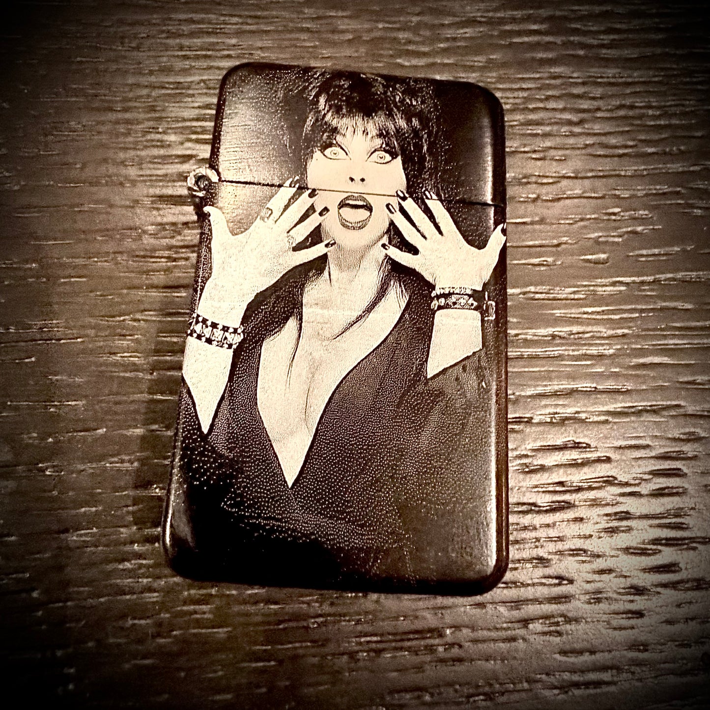 Lighter - Elvira Engraved Refillable Butane Mistress of the Dark