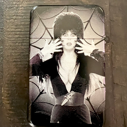 Lighter - Elvira Engraved Refillable Butane Mistress of the Dark