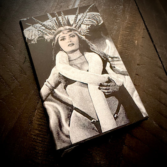 Wallet - From Dusk Till Dawn engraved metal card wallet Salma Hayek